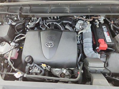 2022 Toyota Highlander L