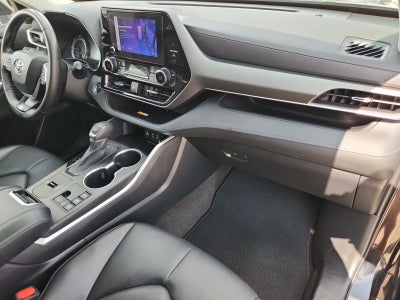 2023 Toyota Highlander Hybrid XLE
