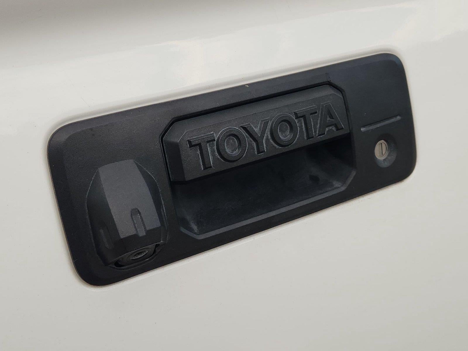 2016 Toyota Tundra Truck SR5