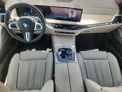 2025 BMW X7 M60i