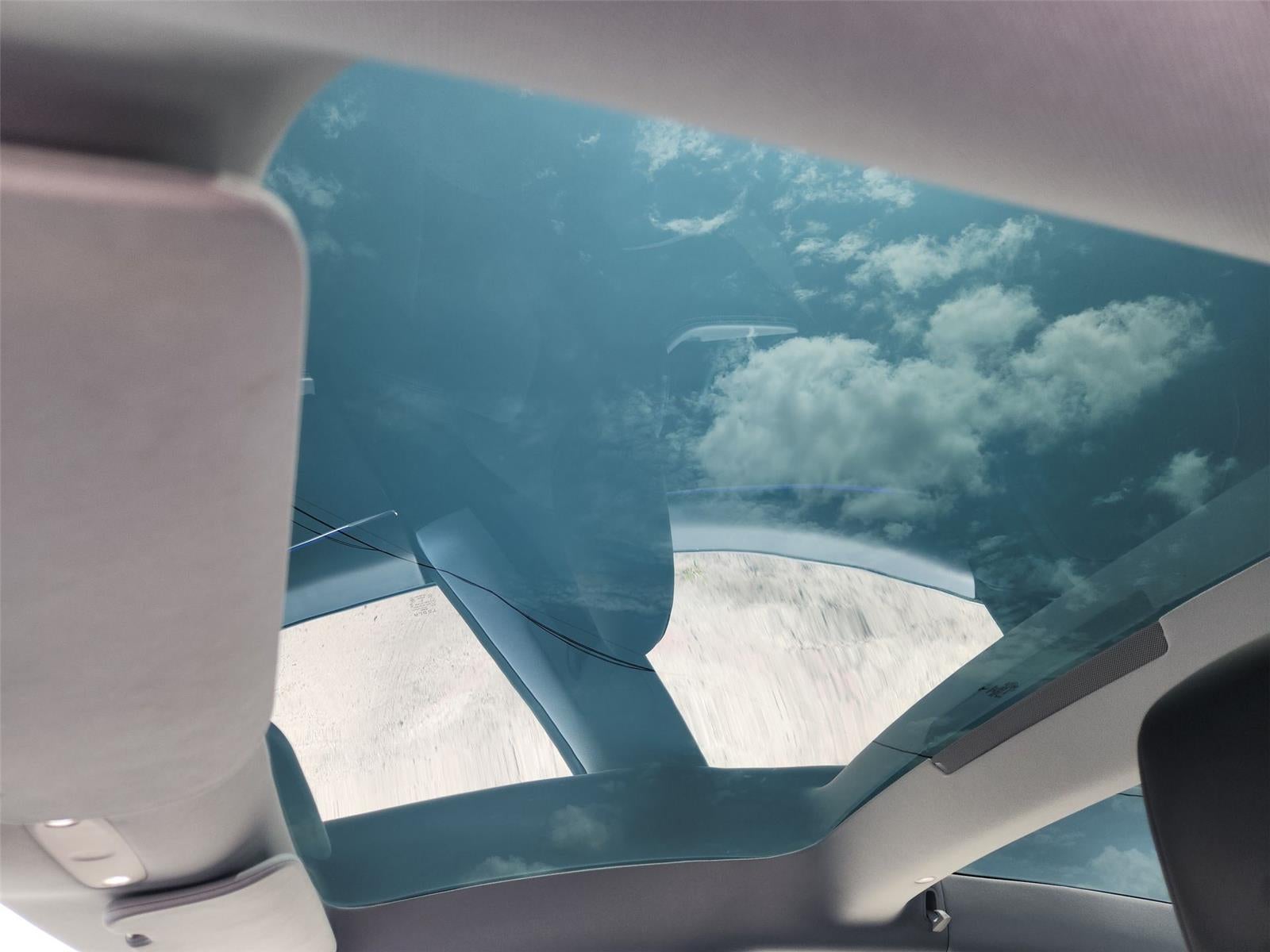 2025 Tesla MODEL3 Base