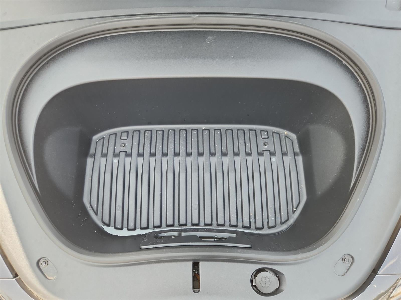 2025 Tesla MODEL3 Base