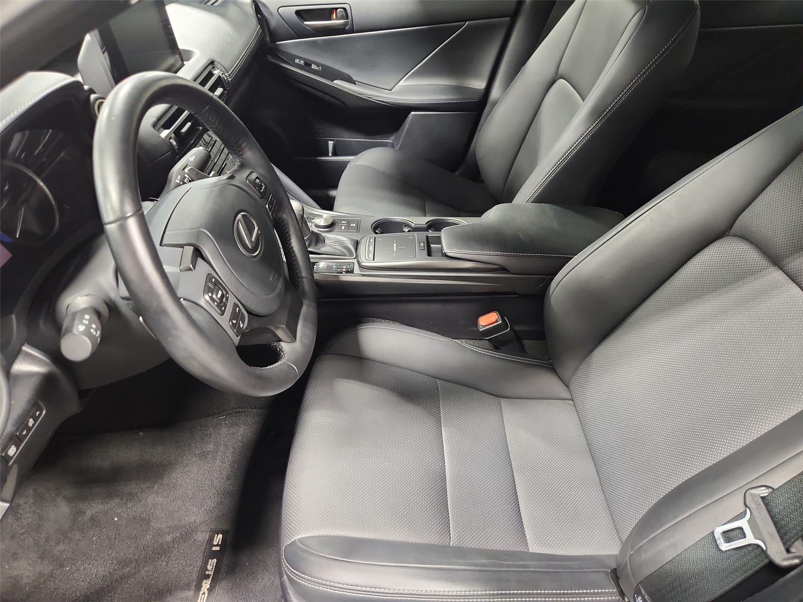 2023 Lexus IS IS 300