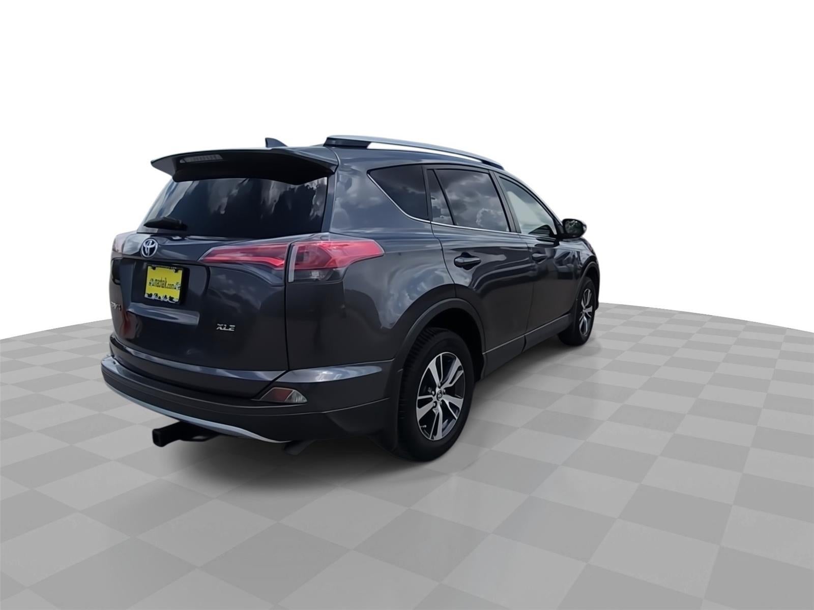 2016 Toyota RAV4 XLE