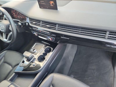 2019 Audi Q7 Prestige