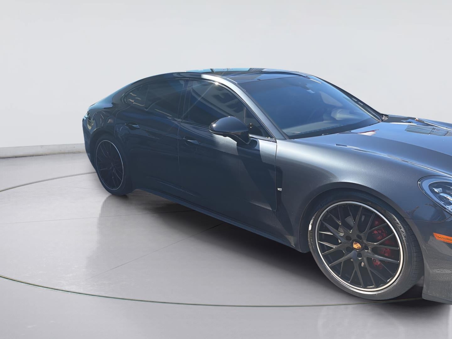 2023 Porsche Panamera Platinum Edition