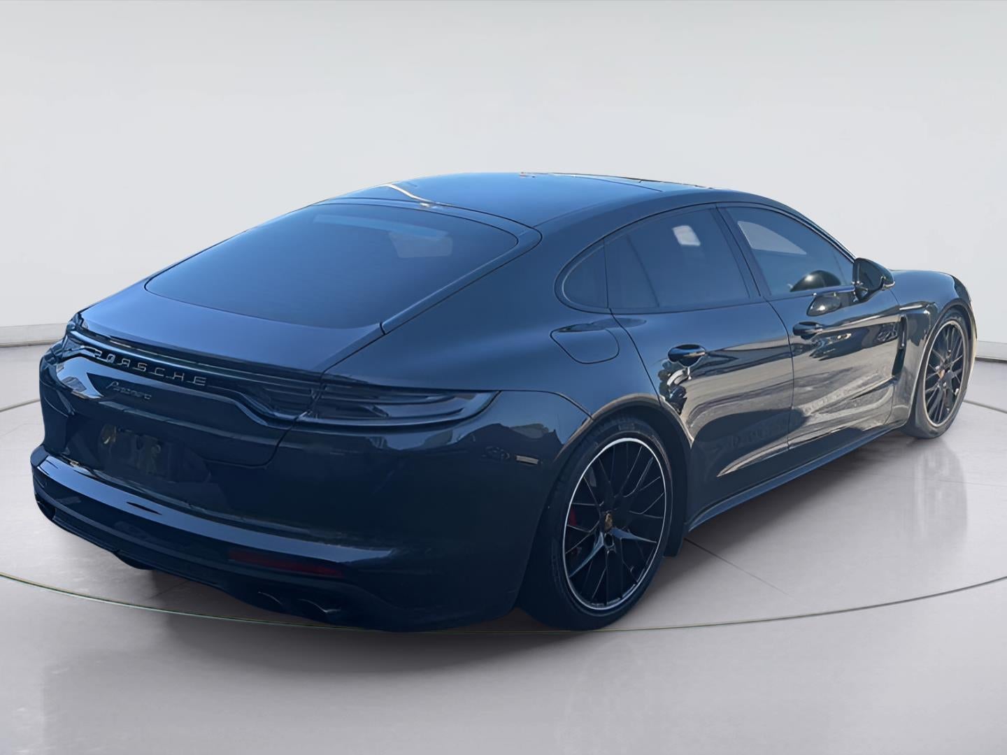 2023 Porsche Panamera Platinum Edition