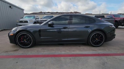 2023 Porsche Panamera Platinum Edition