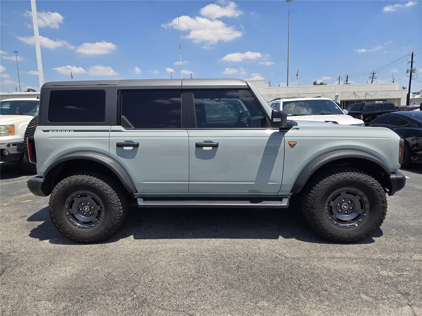 2023 Ford Bronco Badlands Advanced
