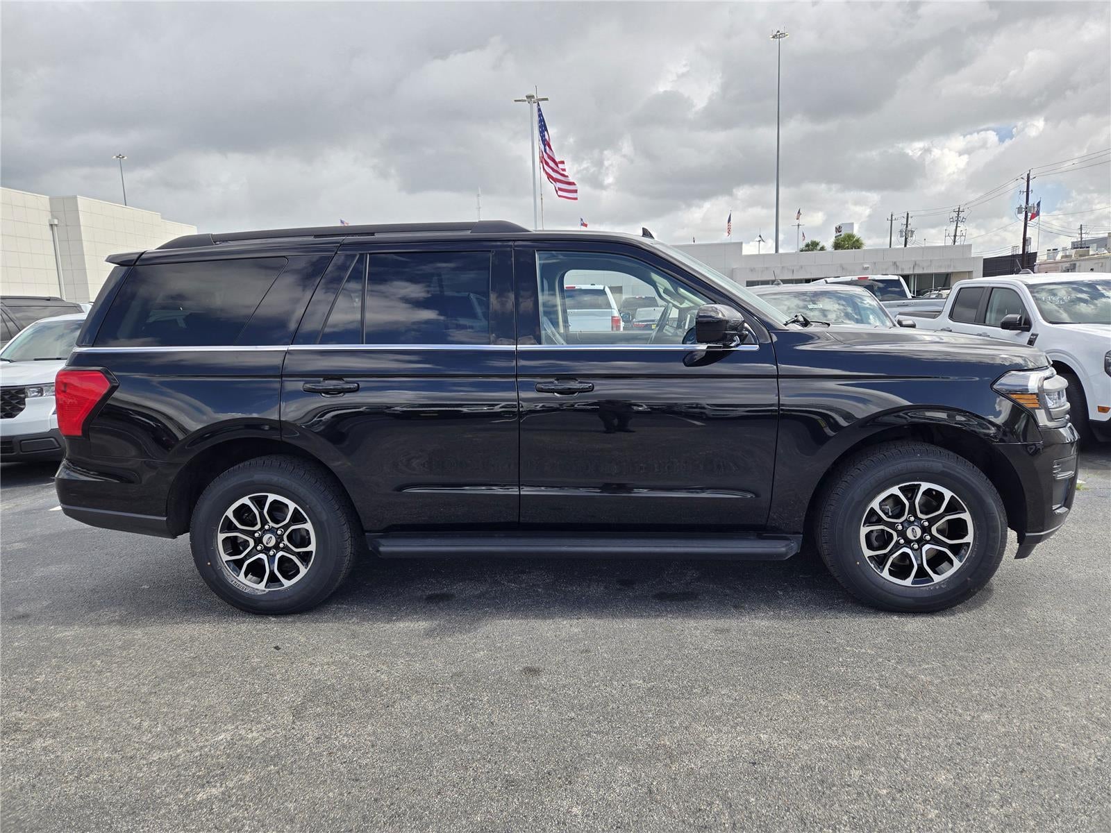 2024 Ford Expedition XLT