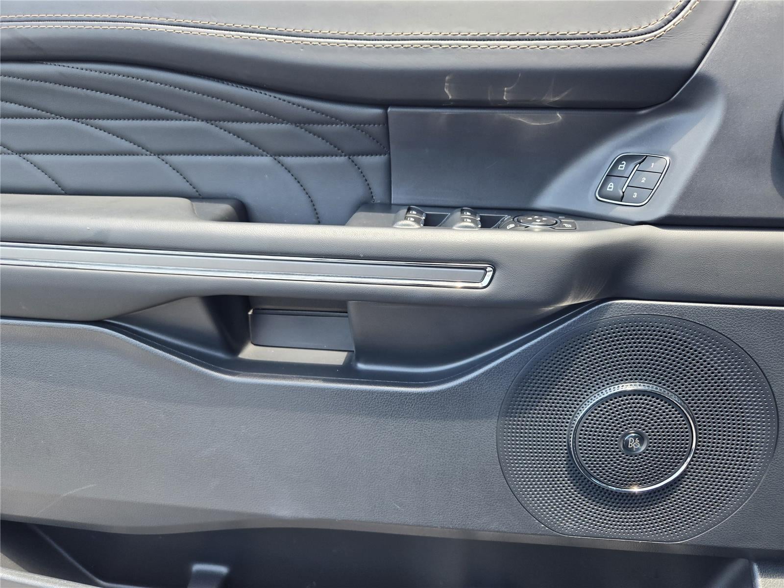 2022 Ford Expedition Platinum