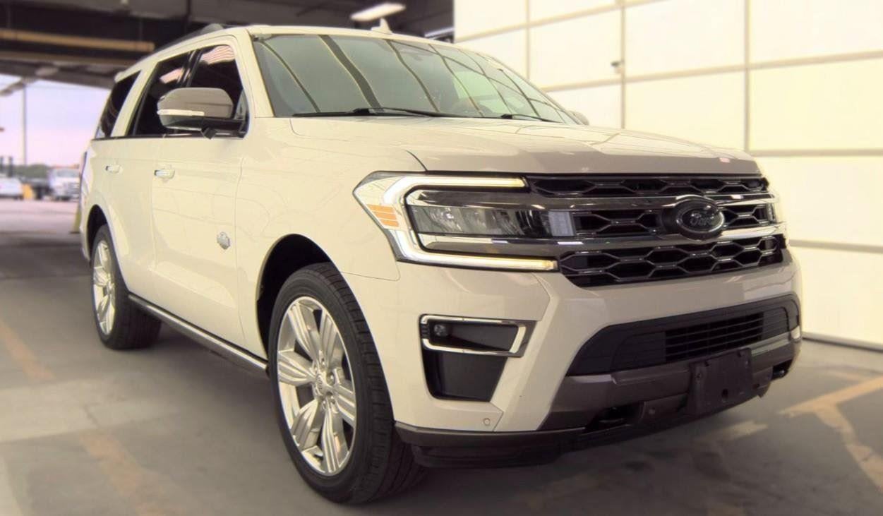 2024 Ford EXPEDITION KINGRN