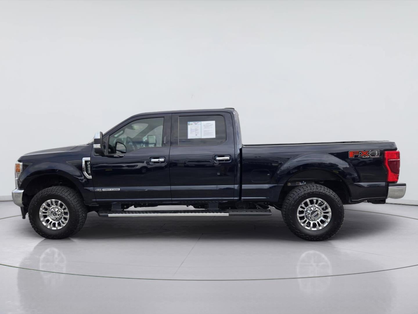 2022 Ford Super Duty F-250 SRW LARIAT