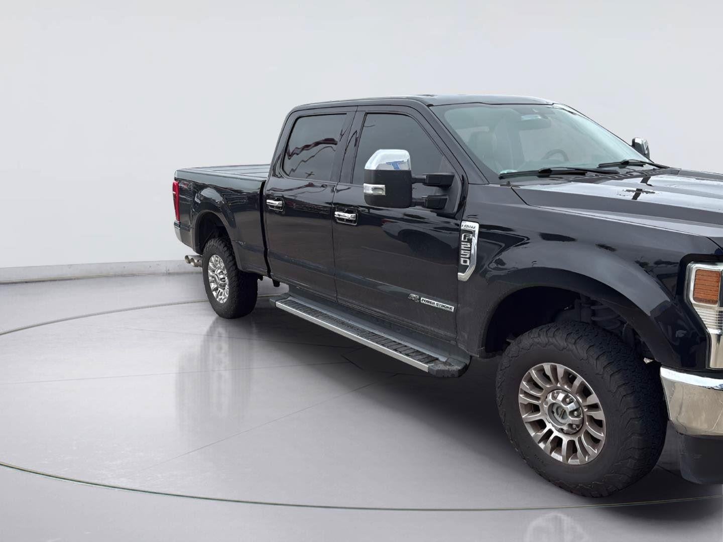 2022 Ford Super Duty F-250 SRW LARIAT