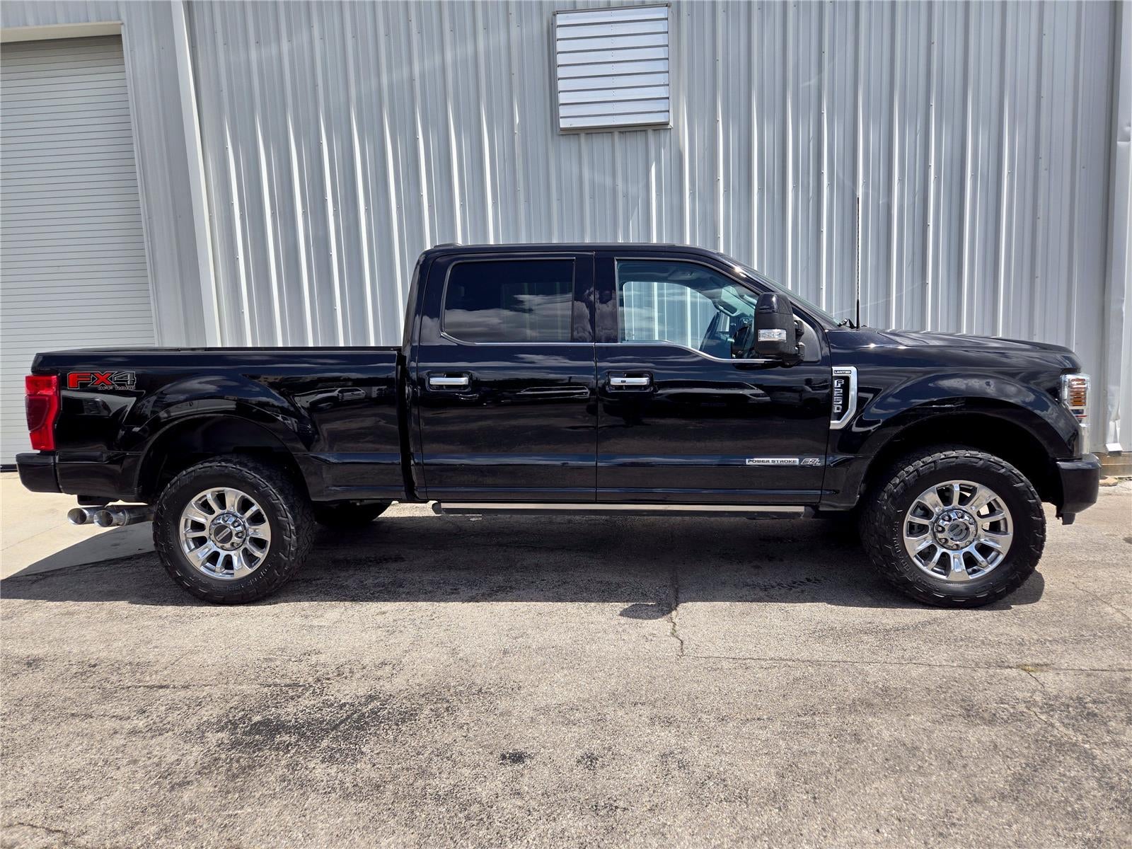 2022 Ford Super Duty F-250 SRW Limited