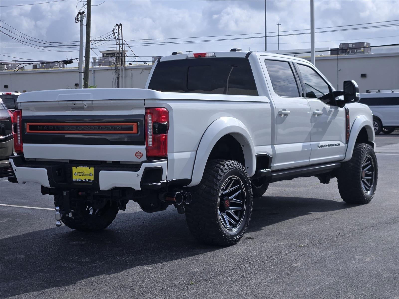 2023 Ford Super Duty F-250 Lariat