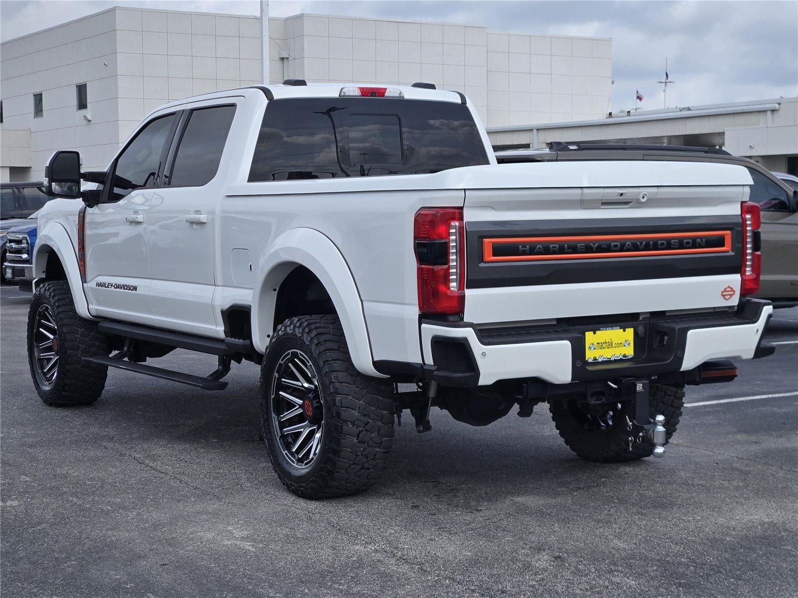 2023 Ford Super Duty F-250 Lariat