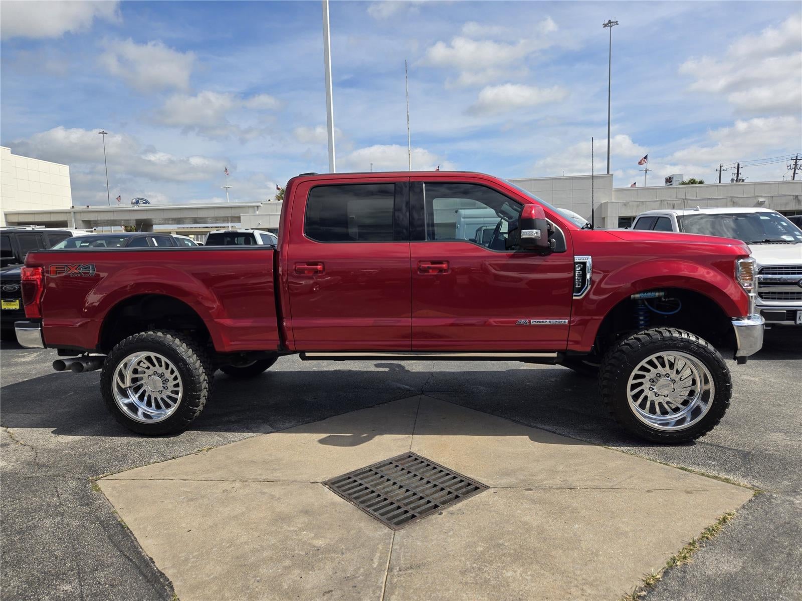 2022 Ford Super Duty F-250 Lariat