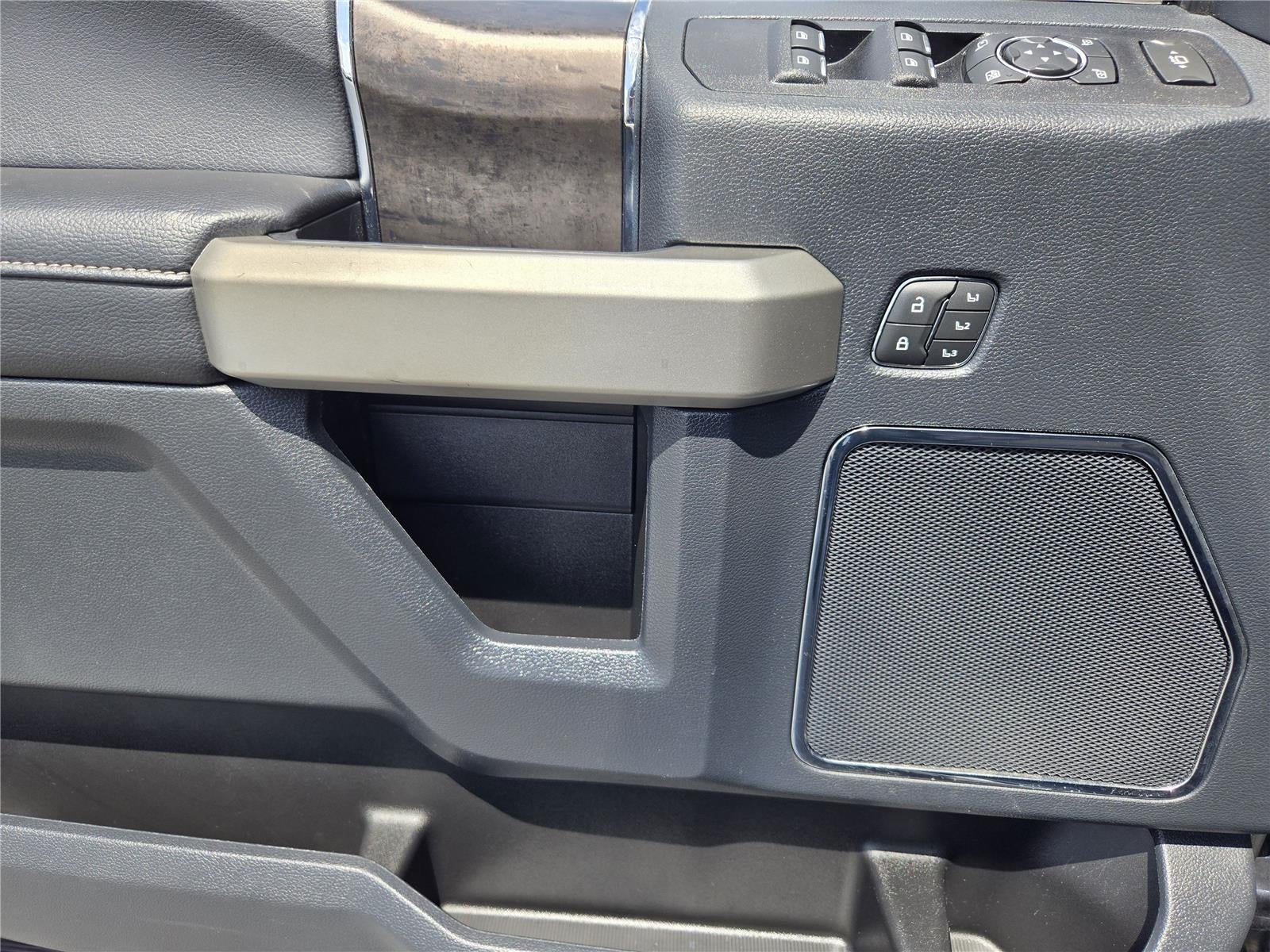 2022 Ford Super Duty F-250 Lariat