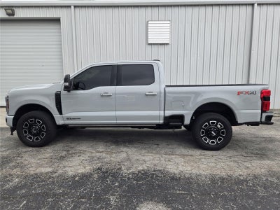 2025 Ford Super Duty F-250 Platinum