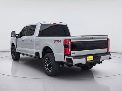 2025 Ford Super Duty F-250 Platinum