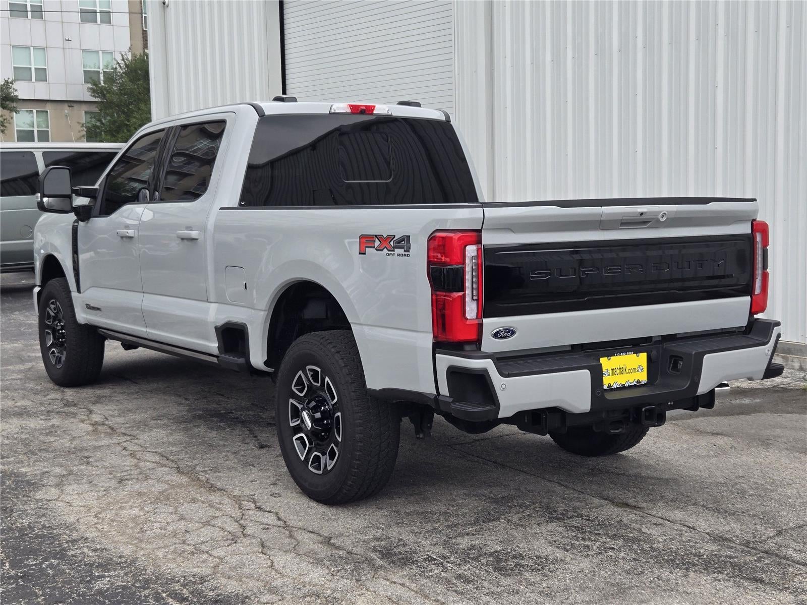 2025 Ford Super Duty F-250 Platinum