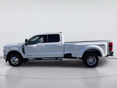 2026 Ford Super Duty F-350 DRW Lariat