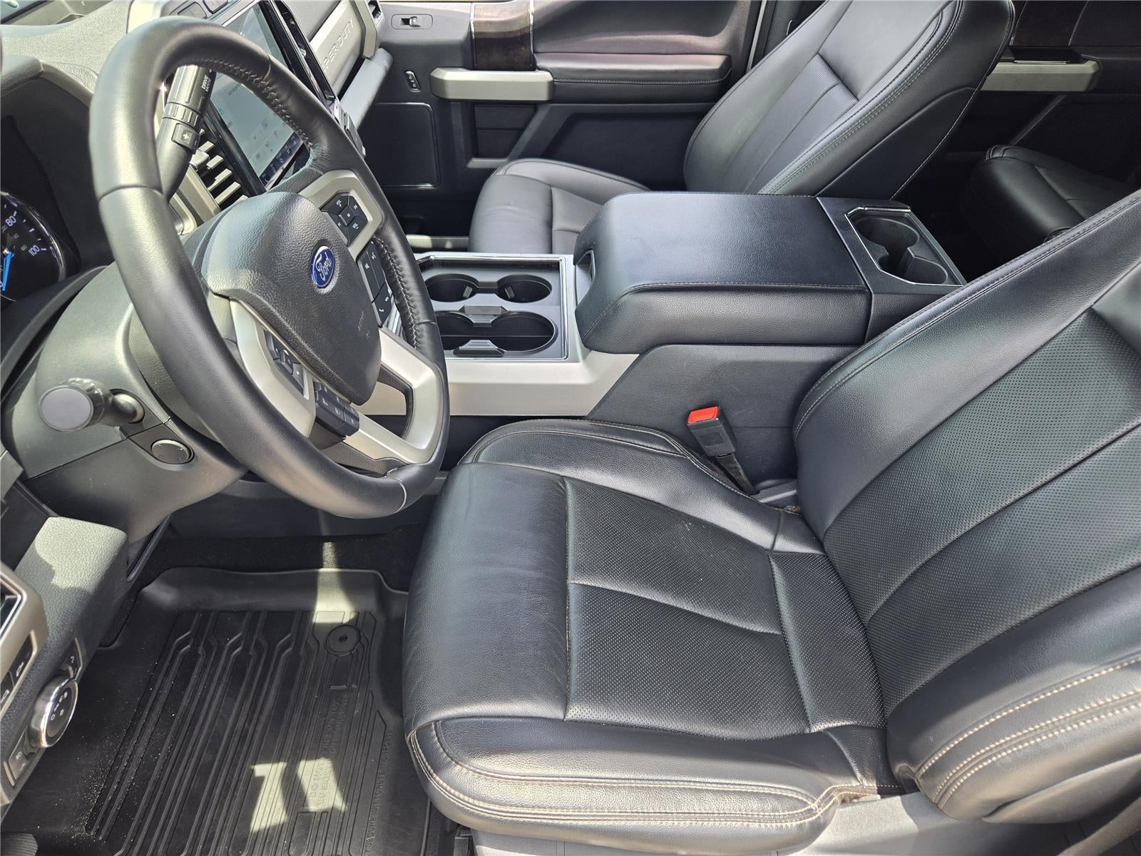 2022 Ford Super Duty F-350 DRW LARIAT