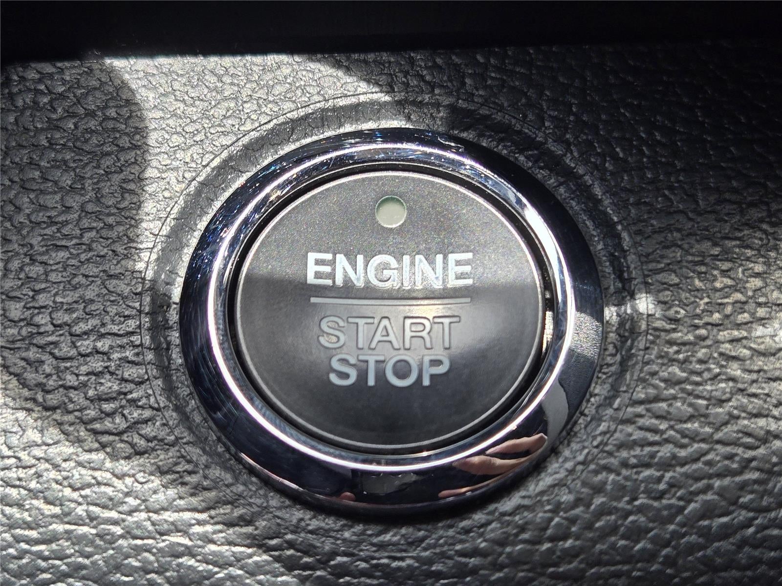 2022 Ford Super Duty F-350 DRW LARIAT