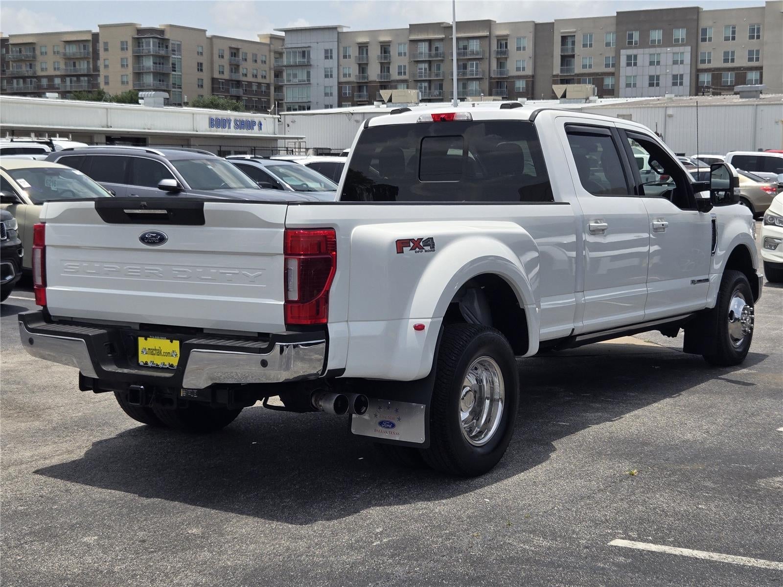 2022 Ford Super Duty F-350 DRW LARIAT