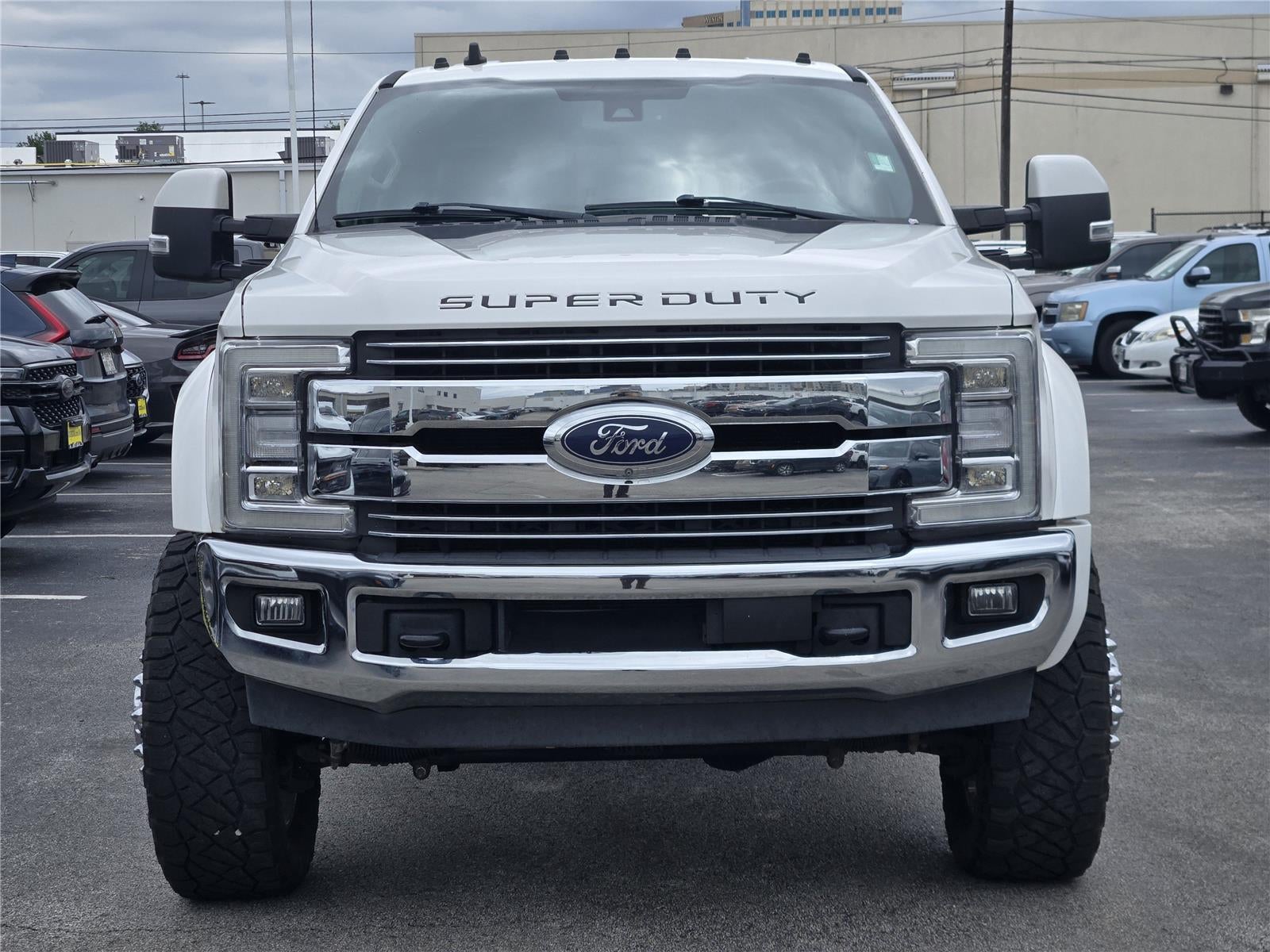2019 Ford Super Duty F-450 DRW Lariat
