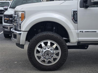 2019 Ford Super Duty F-450 DRW Lariat
