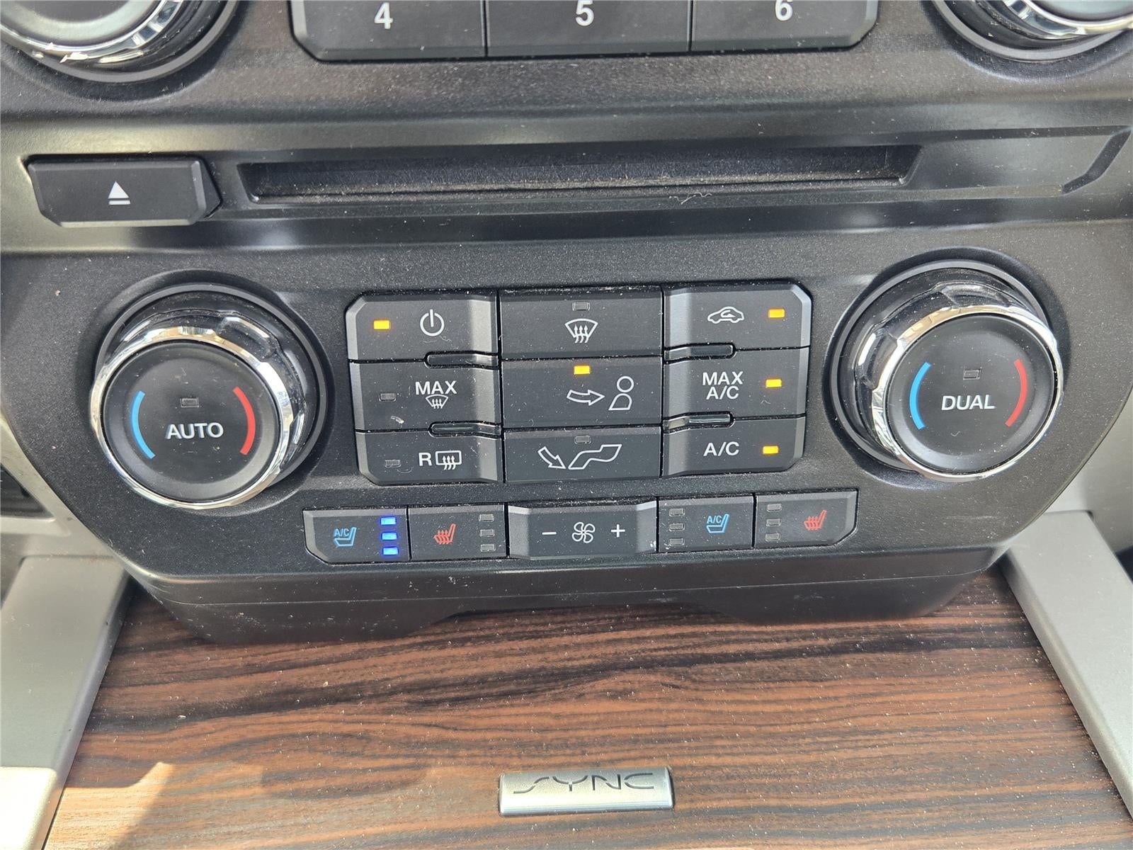 2015 Ford F-150 Lariat