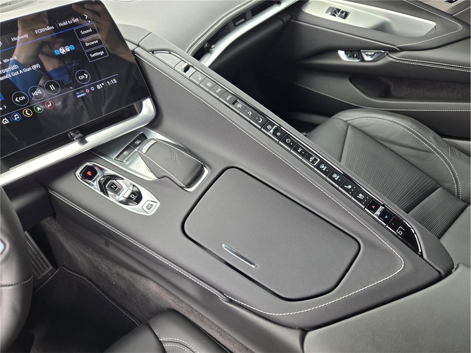 2023 Chevrolet Corvette 2LT