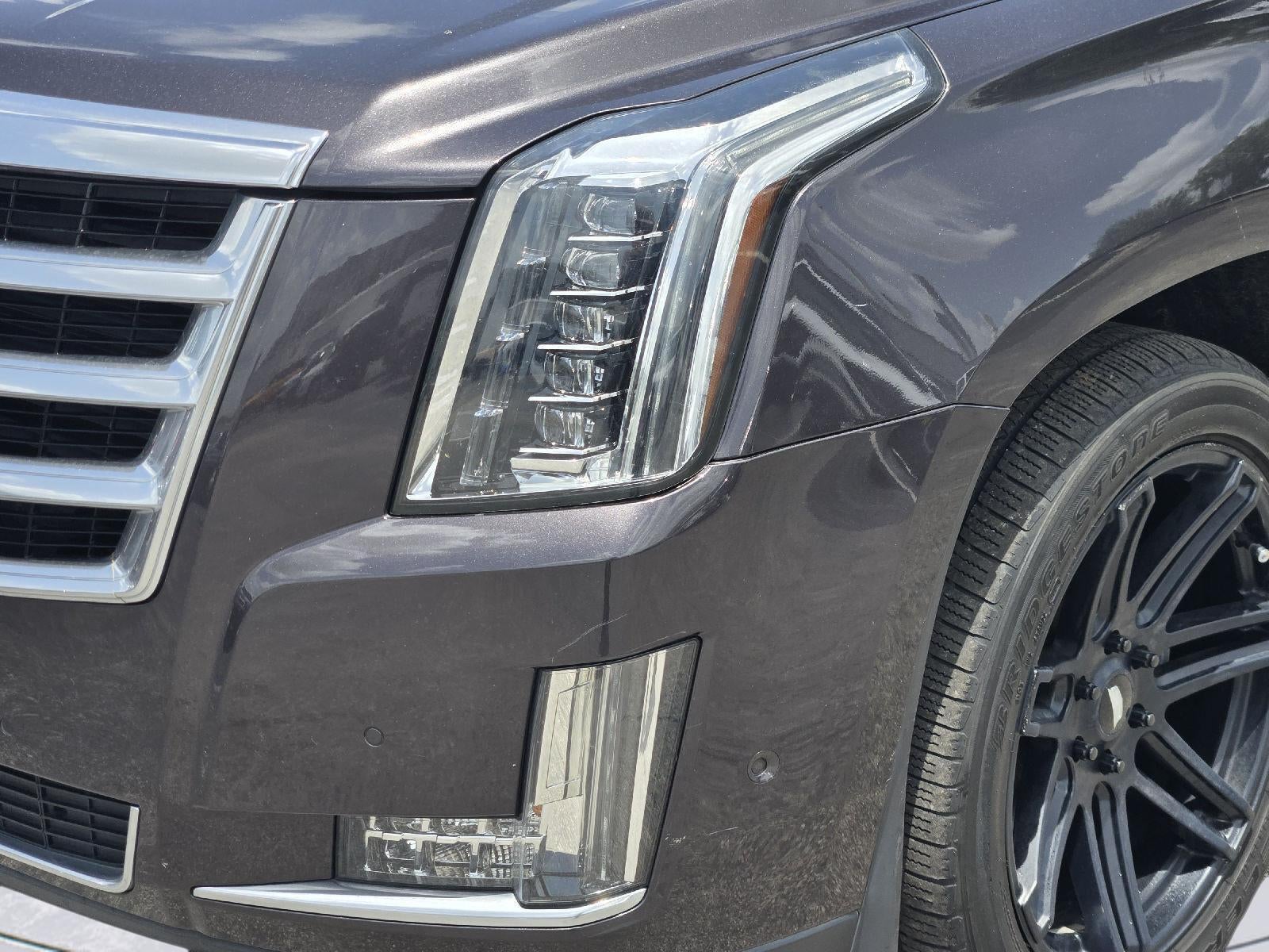 2018 Cadillac Escalade ESV Luxury