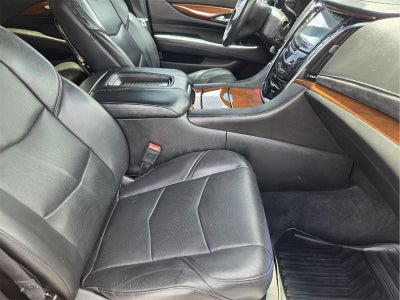 2018 Cadillac Escalade ESV Luxury