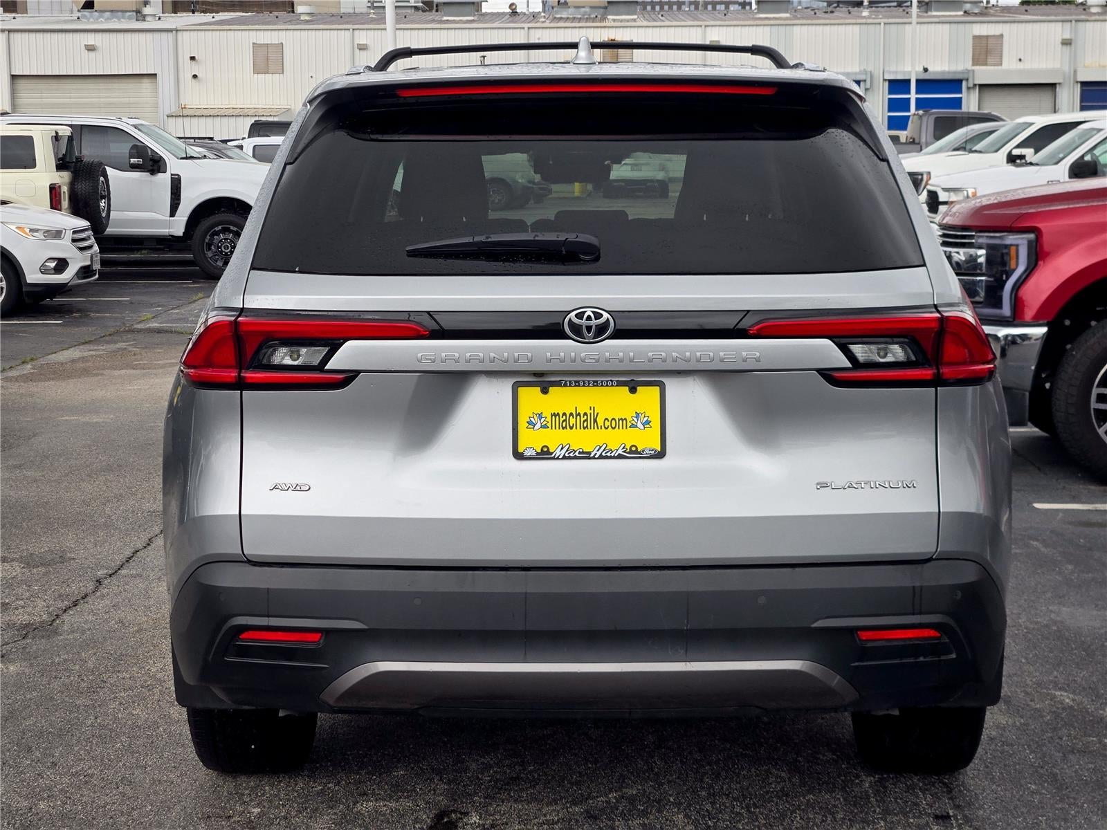 2024 Toyota HIGHLANDER Base