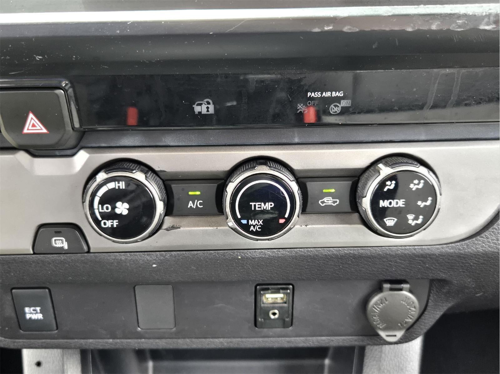 2018 Toyota Tacoma SR