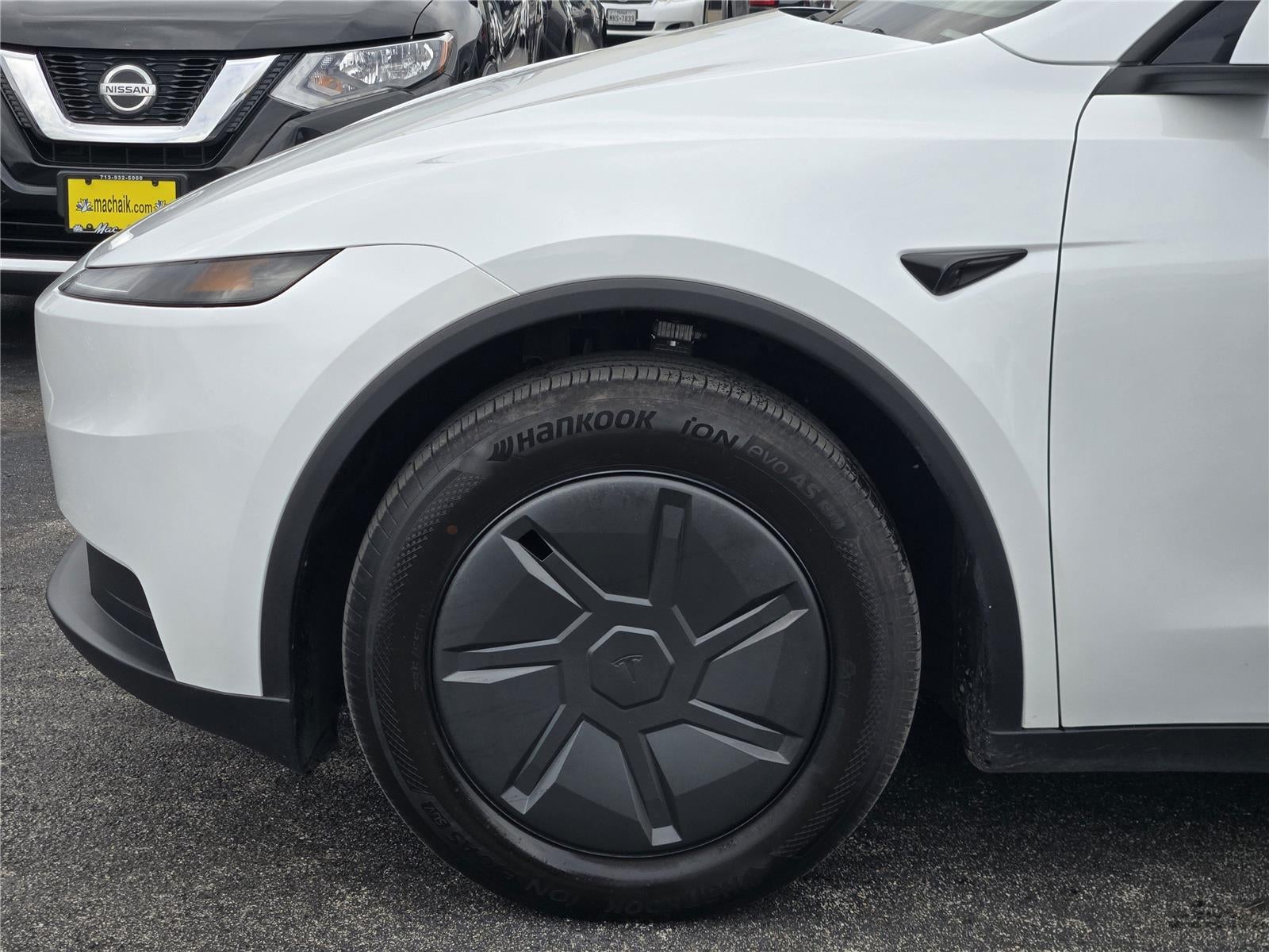 2026 Tesla Model Y Premium