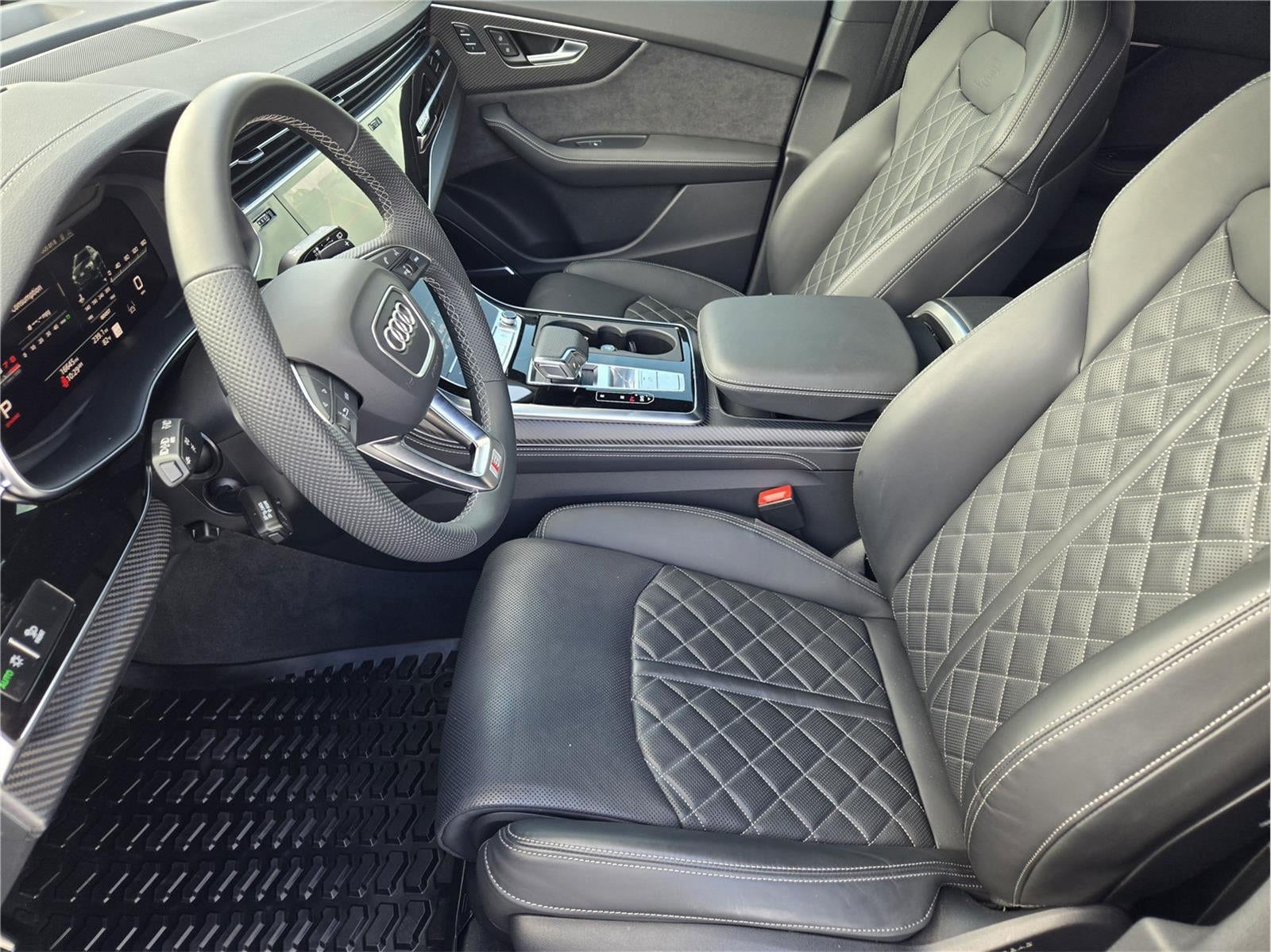 2025 Audi SQ8 Prestige