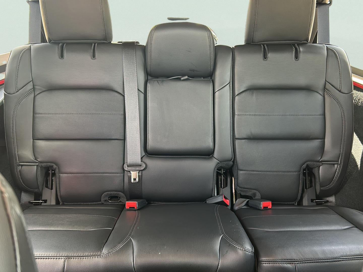 2023 Jeep Wrangler Sahara Altitude
