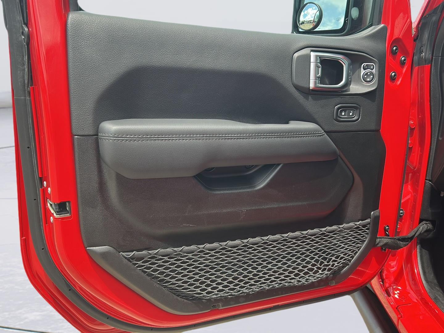 2023 Jeep Wrangler Sahara Altitude