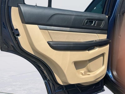 2017 Ford Explorer Base