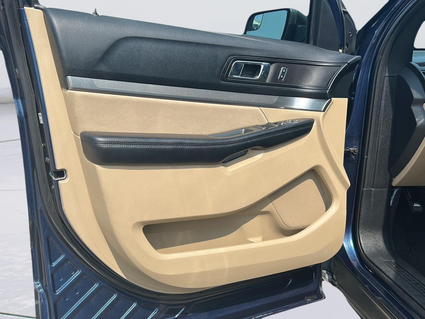 2017 Ford Explorer Base