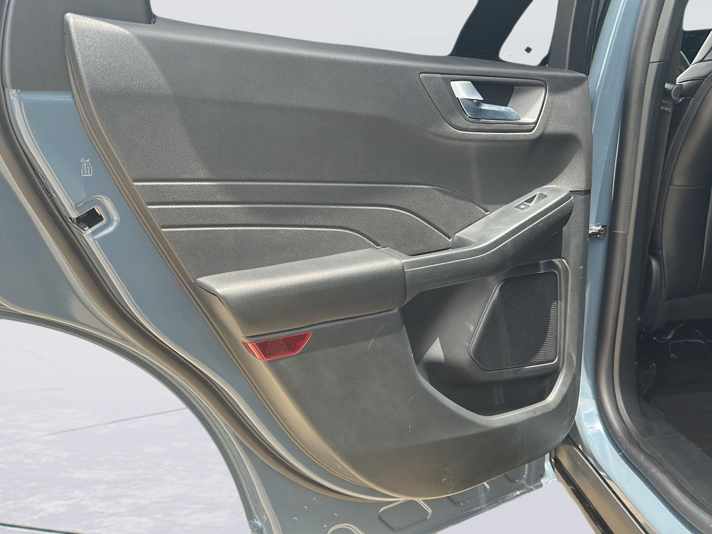 2025 Ford ESCAPE STLINE