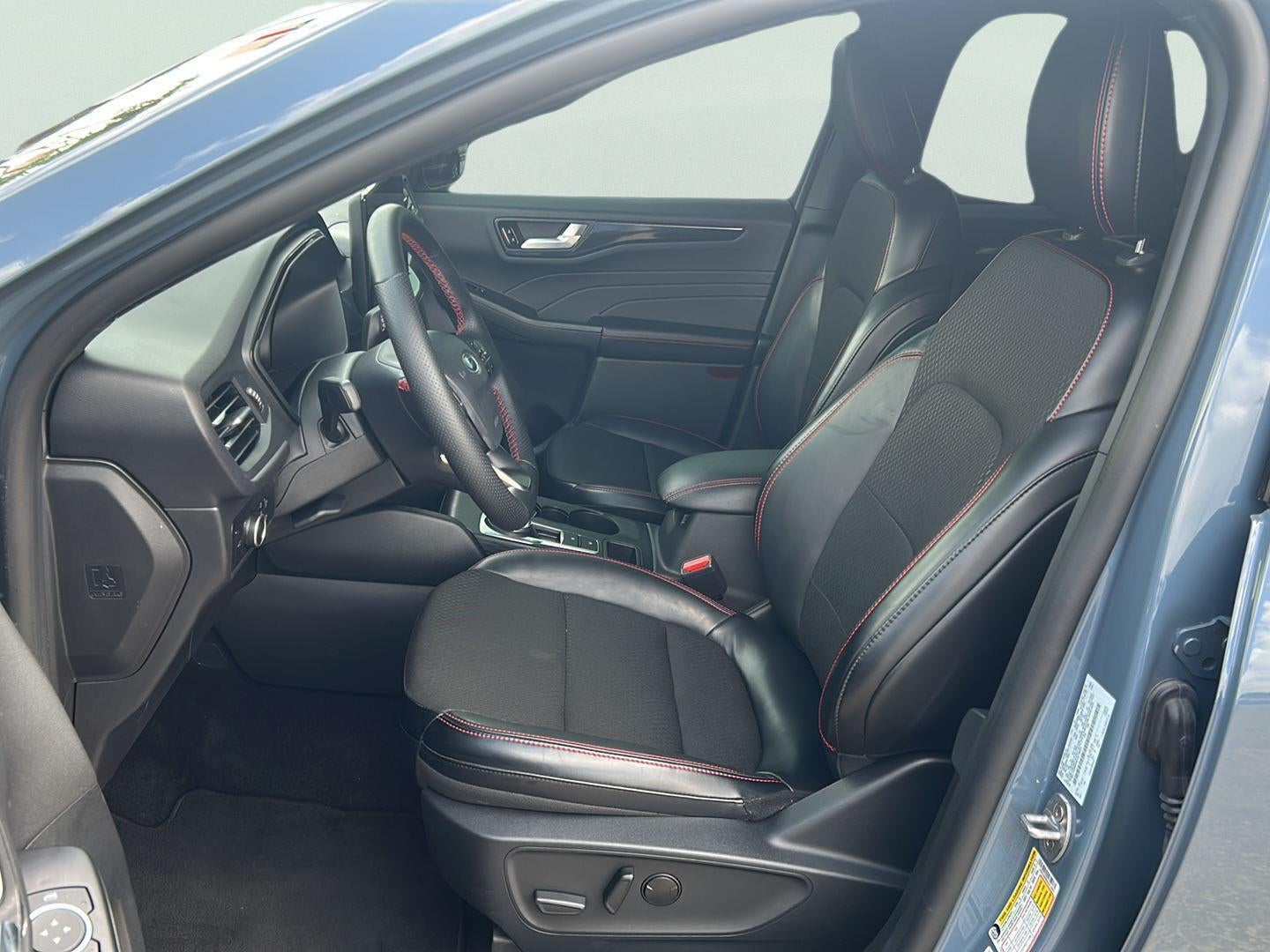 2025 Ford ESCAPE STLINE