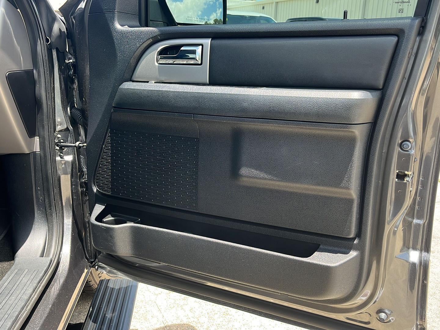 2017 Ford EXPEDITION LIMI