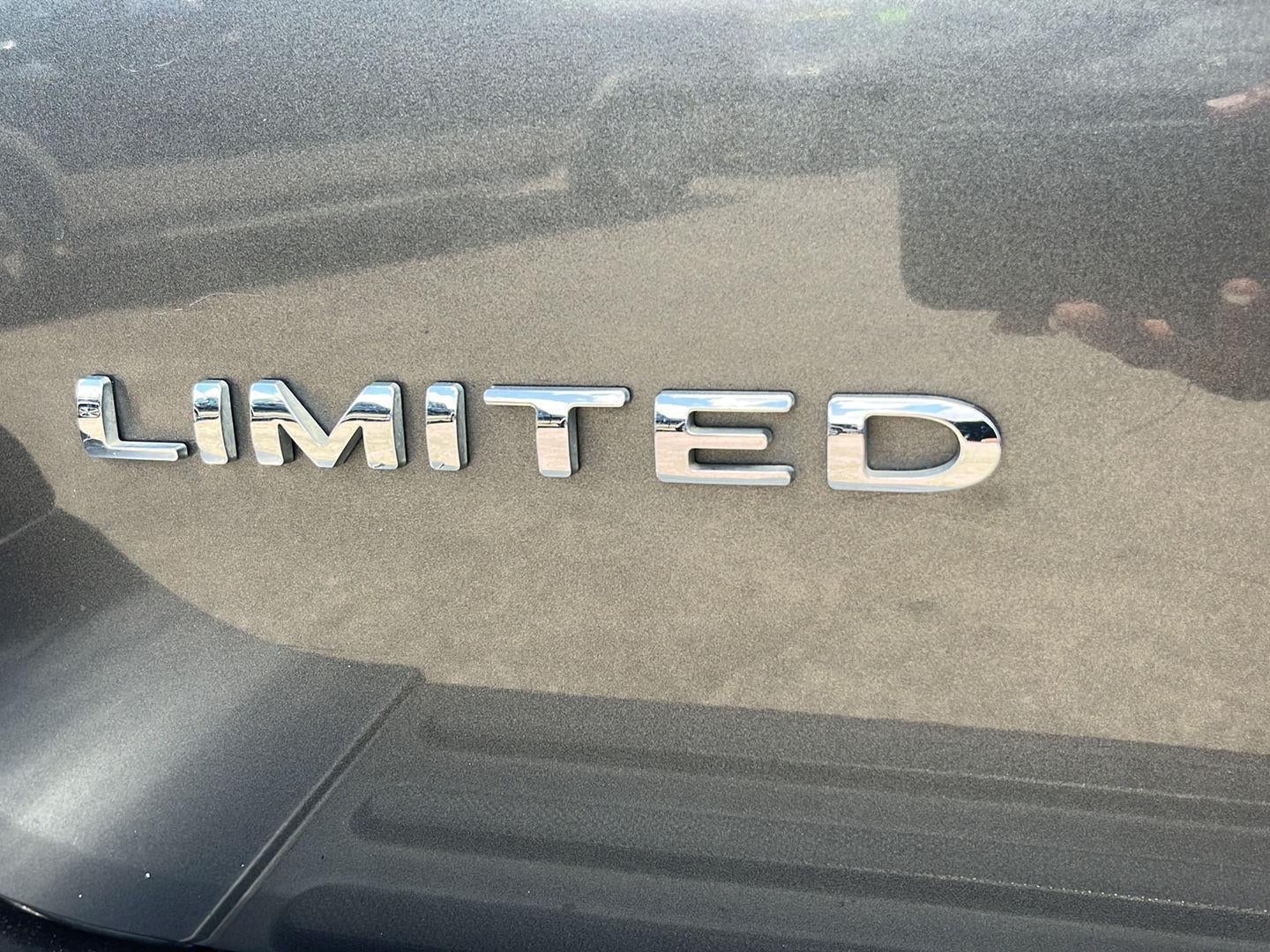 2017 Ford EXPEDITION LIMI