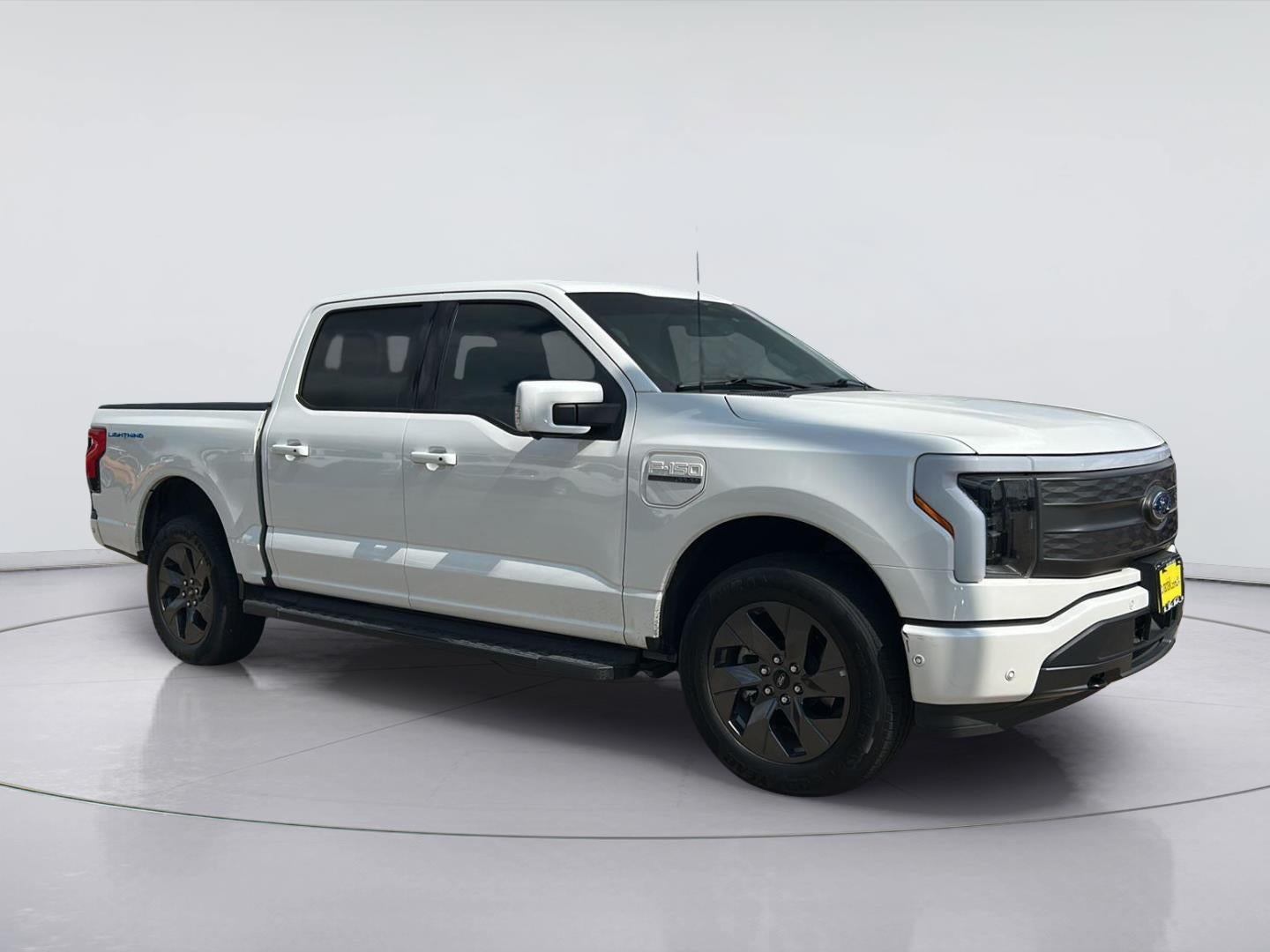 2023 Ford F-150 Lightning LARIAT