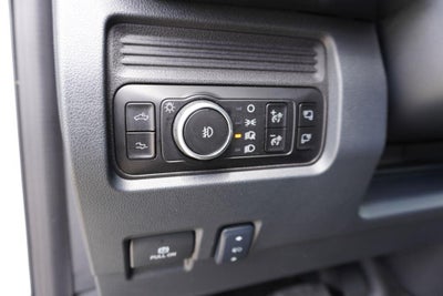 2025 Ford F250 PU Base